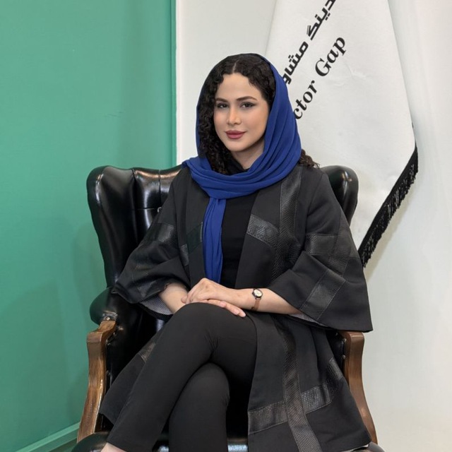 متینه آزادبخت